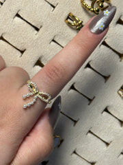 Lush loop ring