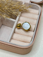 Iridescent Oval Adjustable Ring (3)