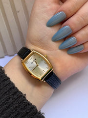 Elegant Arabic Timepiece 5