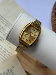 Ieke numeric in gold