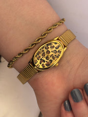 Ieke oval tiger with bracelet