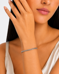 Chic silver bracelet