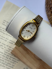 Ieke gold in white