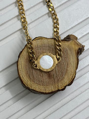 White & Black Stone Necklace ( 2 faces )