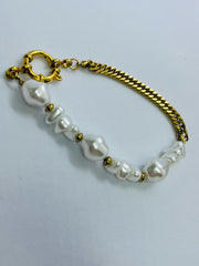 Pearls Bracelet