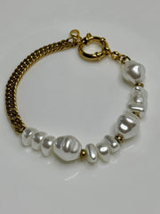 Pearls Bracelet