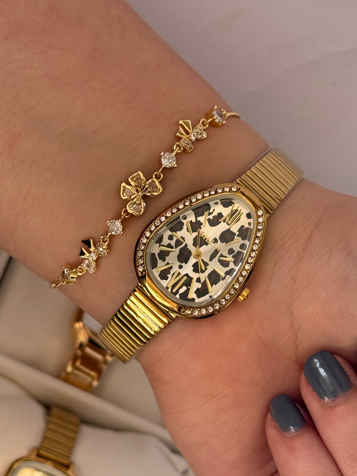 Shein tiger with bow bracelet
