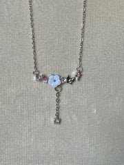 Flower necklace