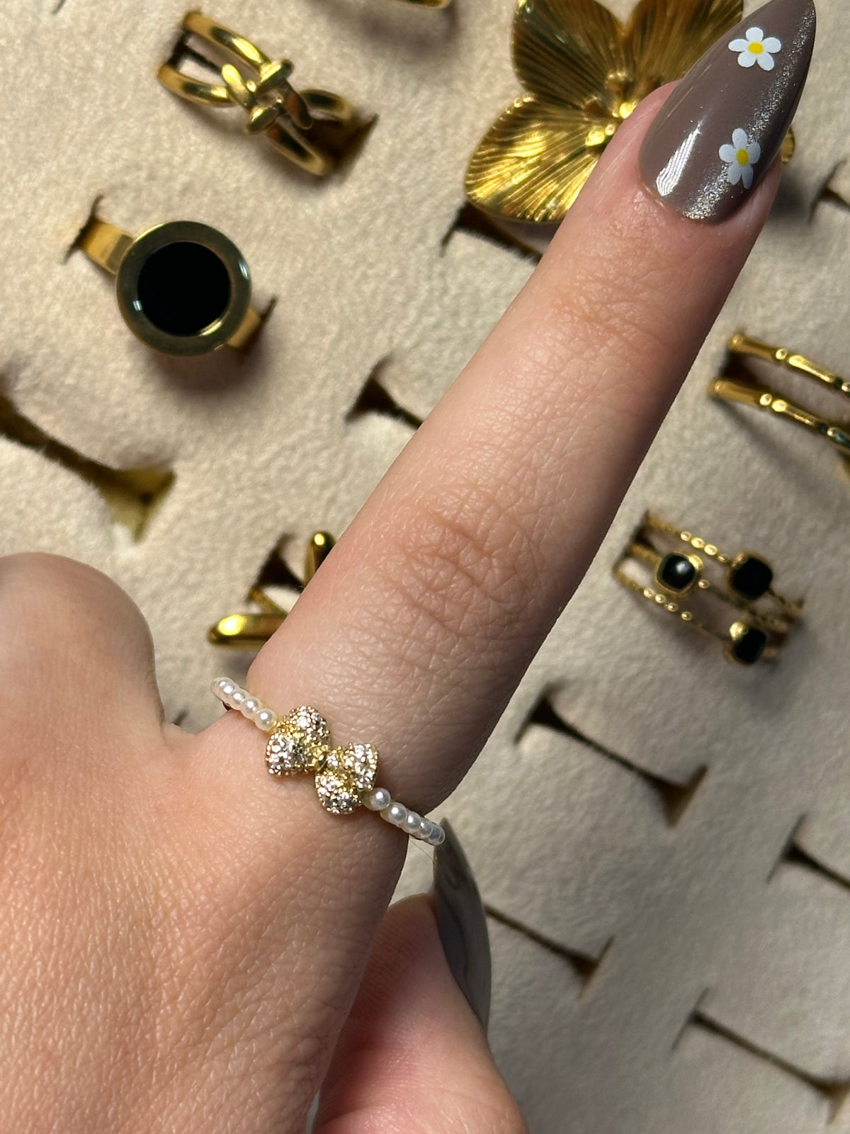 Kont of grace ring