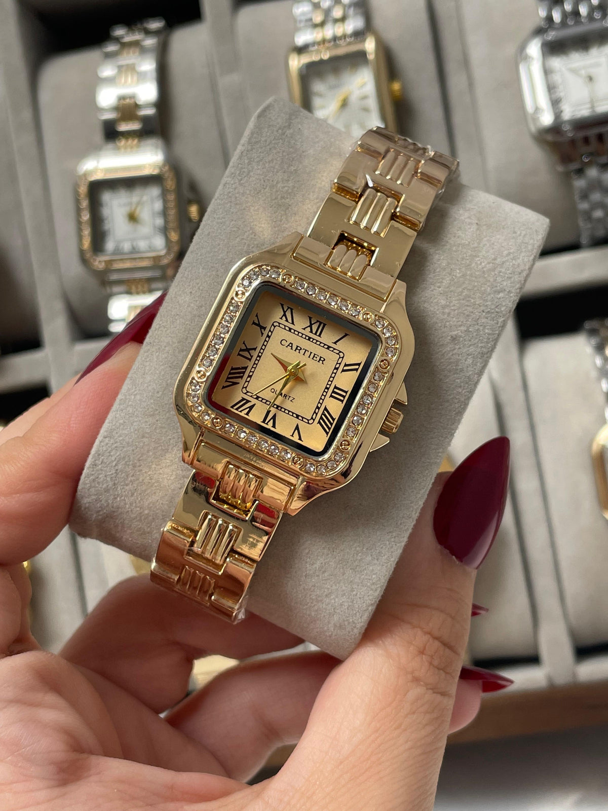 Cartieer diamonds gold