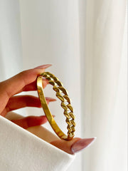 Luxe line bangle