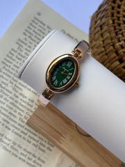 Aogili watch in green