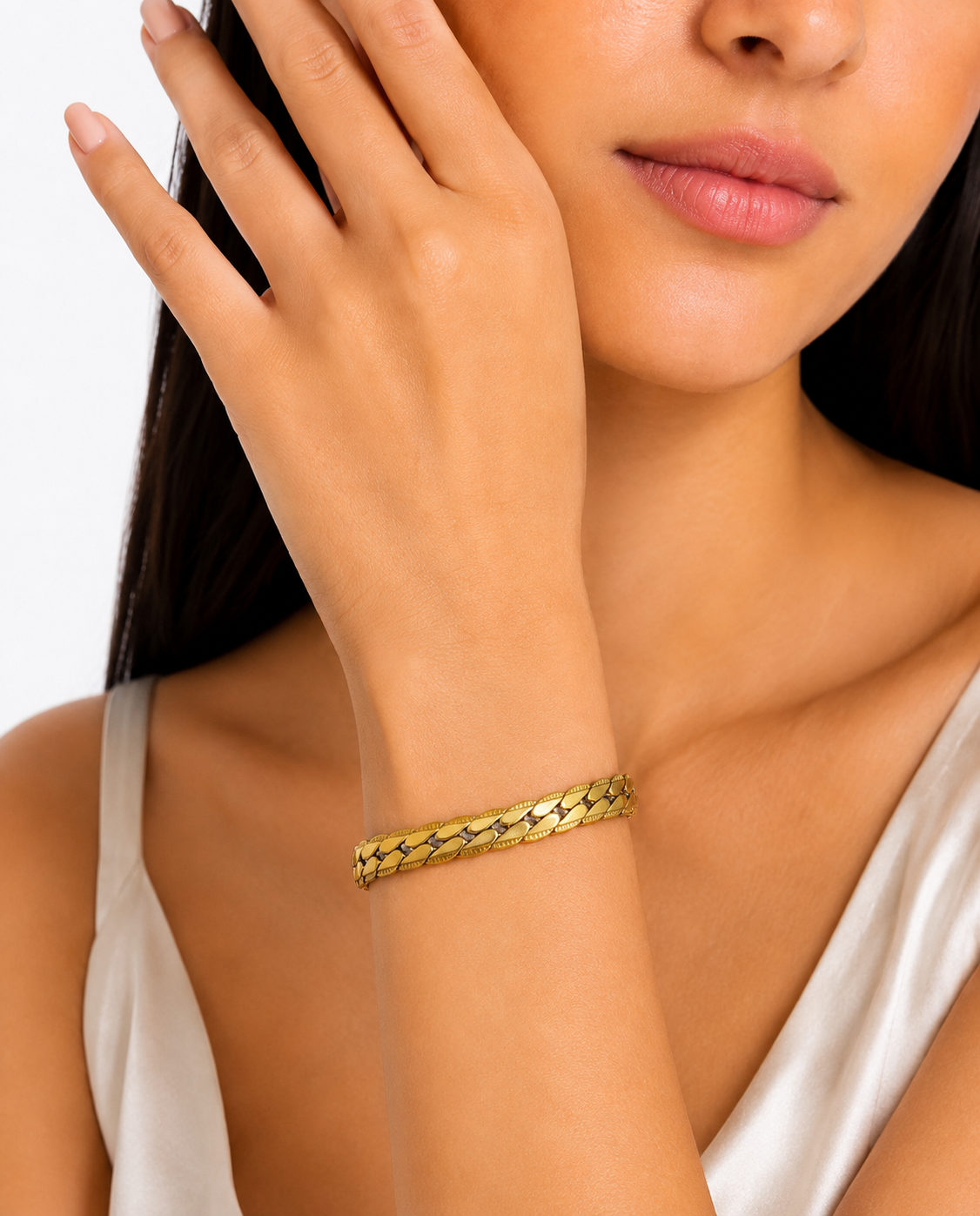 Luxe gold bracelet
