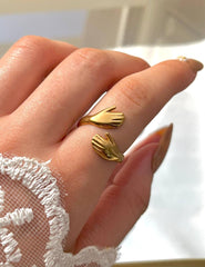 Hug Ring