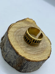 Noir Maze Ring