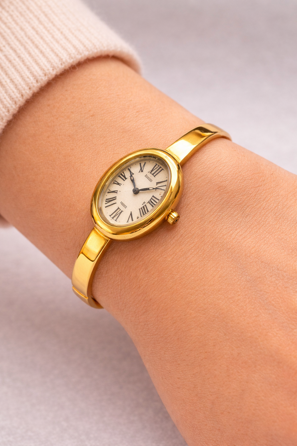 Cartier in gold bracelet