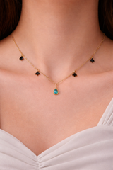 Lily necklace in blue