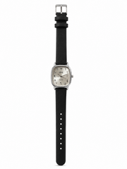 Ieke silver in black