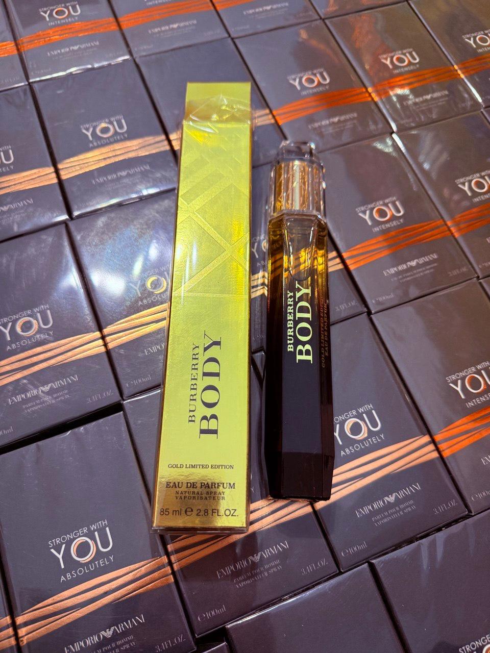 Burbberry Body ( Gold Limited Editio )