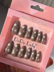 Dodo Lady Nails